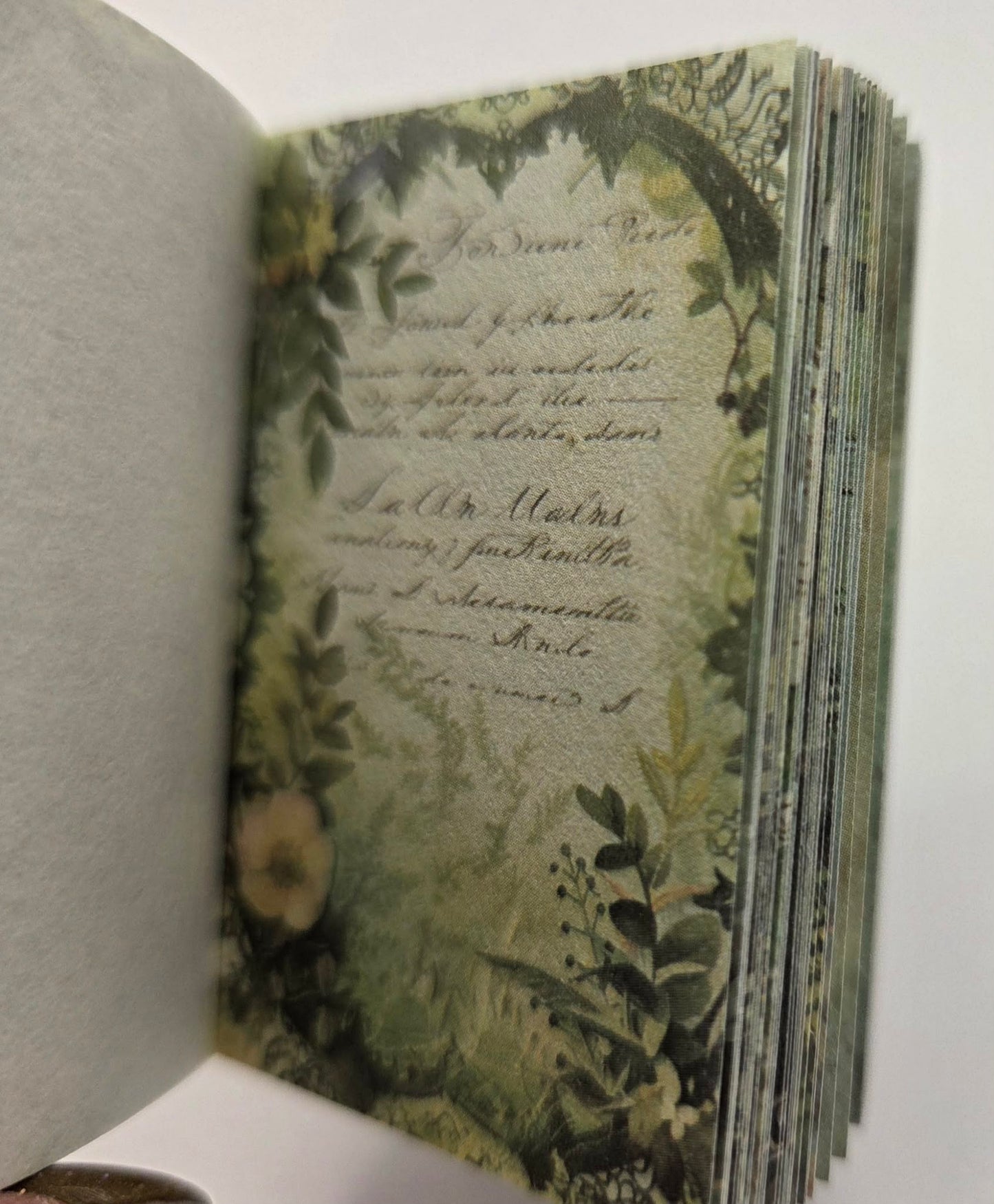 Mini Ephemera books - Green Forest Cabin