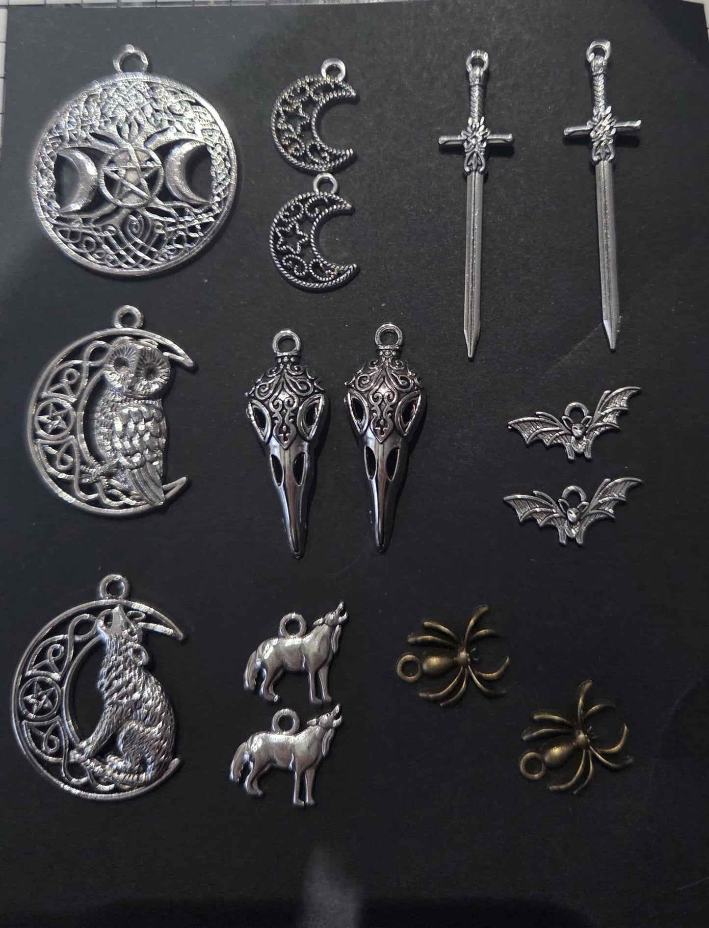 Metal Embellishments - Gothic Charm