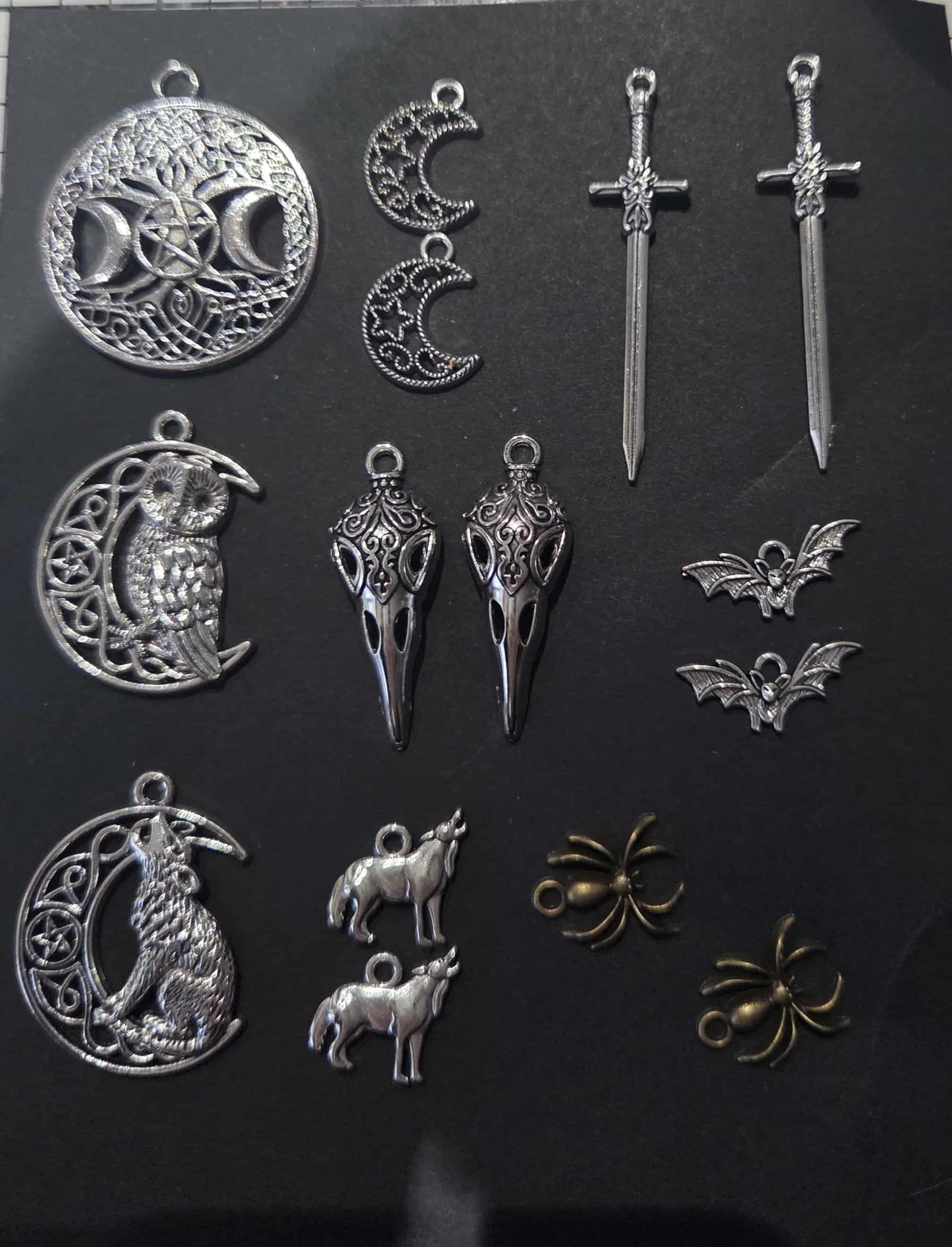 Metal Embellishments - Gothic Charm