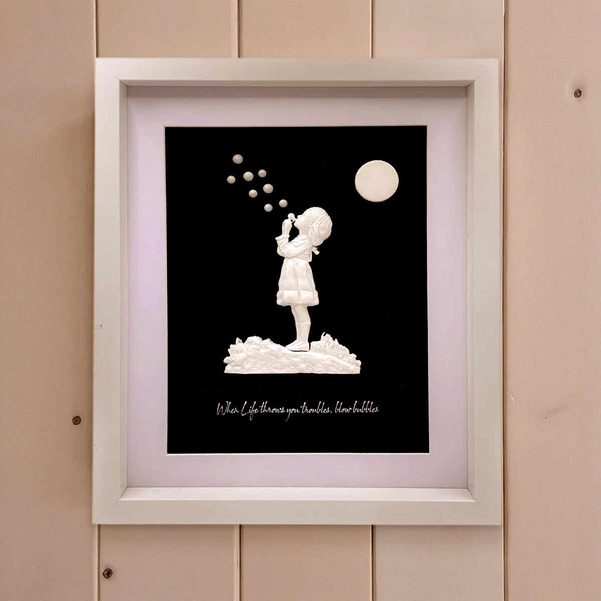 Cosmic Shimmer - Andy Skinner  Silicone Mould - Blowing Bubbles