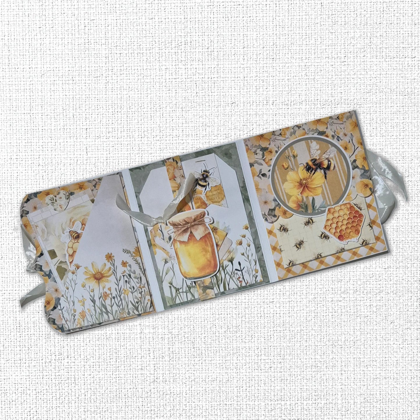 Paper Rose - Mini Junk Journal Folio Kit - Bees & Butterflies