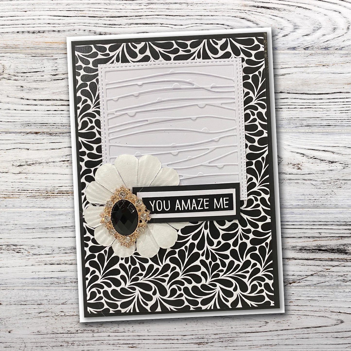 Paper Rose - Metal Die -Spotty Lines Square