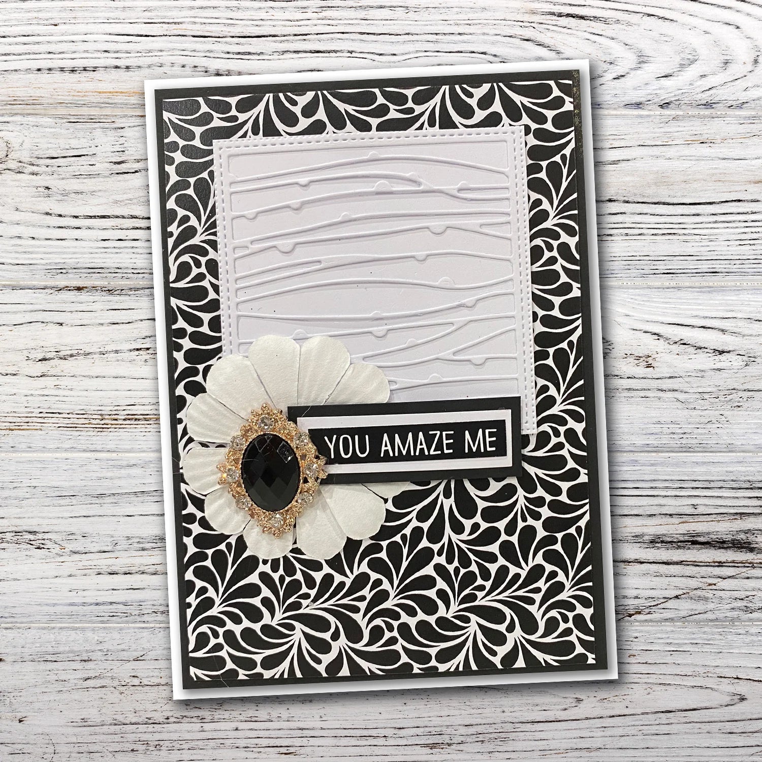 Paper Rose - Metal Die -Spotty Lines Square
