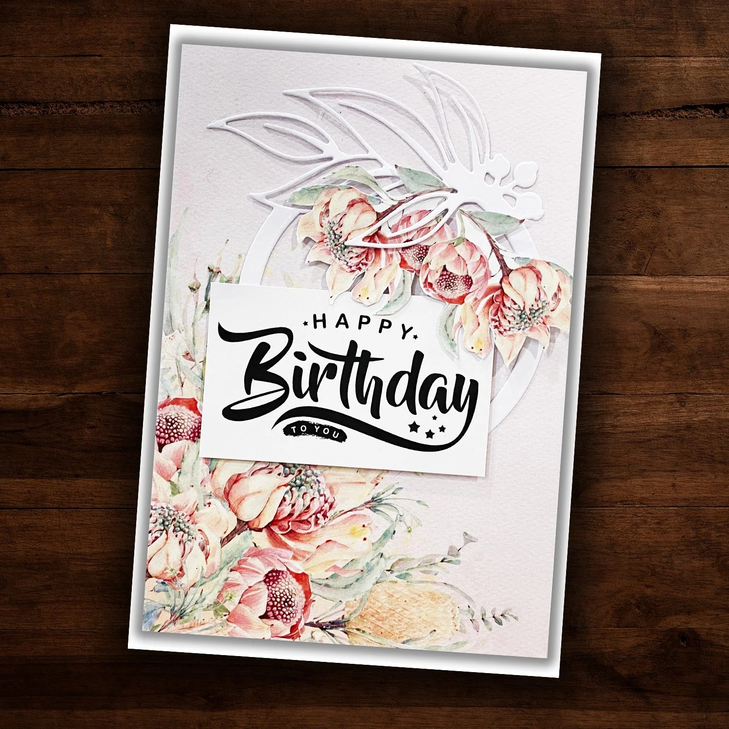 Paper Rose -  Metal Cutting Die - Gum Leaf Circle Frame